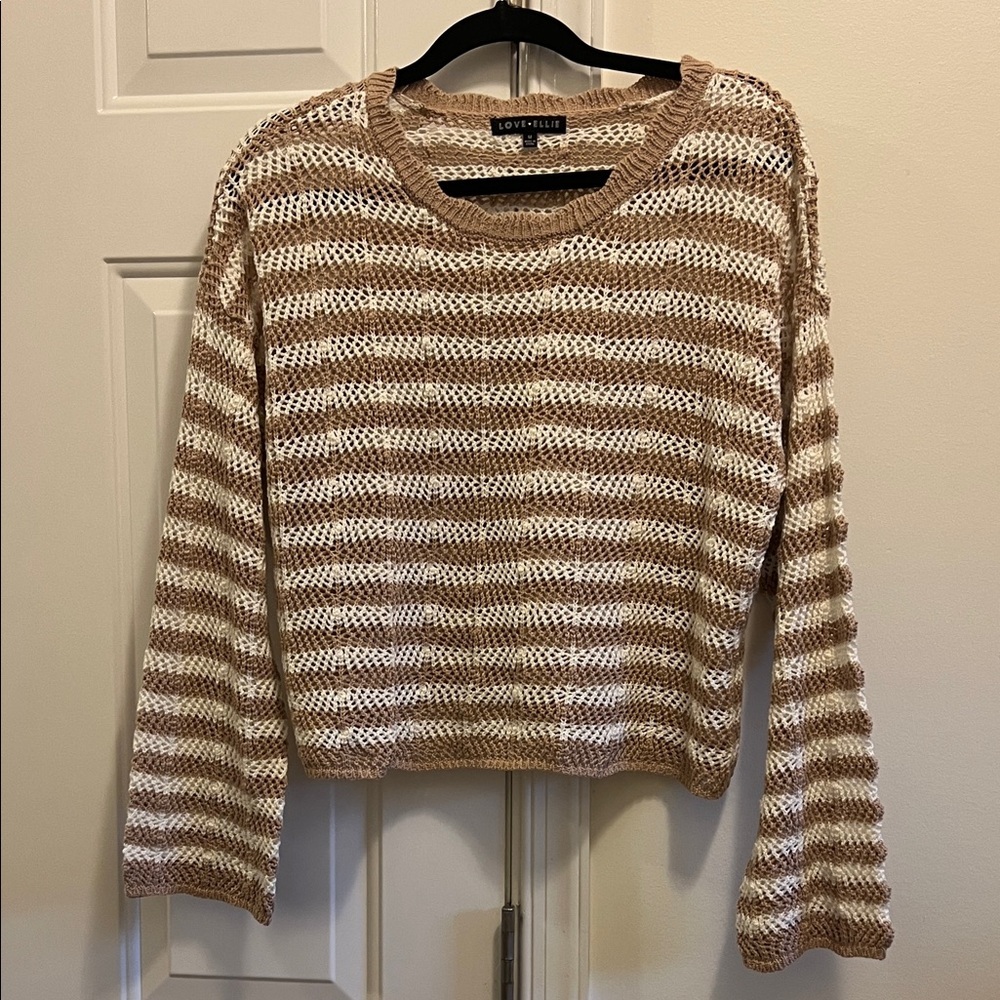 LOVE ELLIE. Tan and White Striped Sweater size M like new